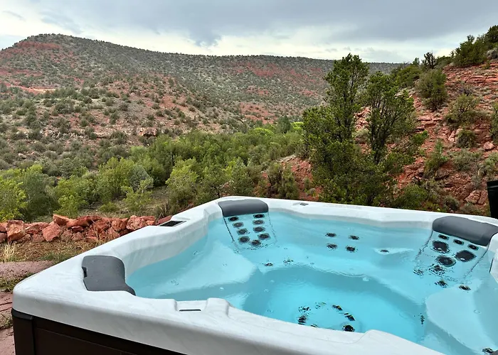 Elysian Escape Stunning Views Above-ground Private Trail To Creek Pet Family-friendly *